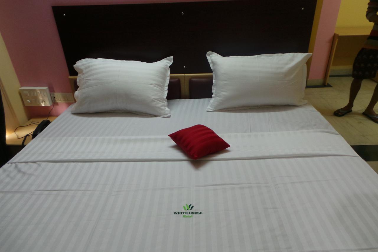 White House Hotel Bangalore Luaran gambar